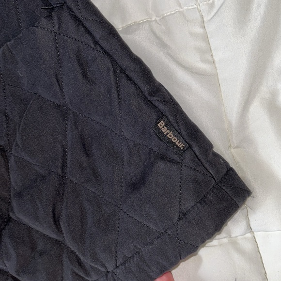 Black Quilted Barbour Jacket - Picture 3 of 6
